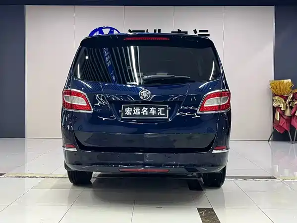 Buick GL8 2013