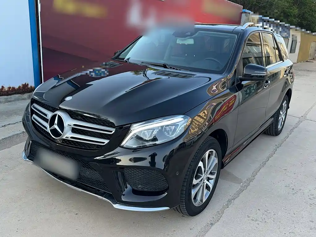 Mercedes-Benz GLE 2016