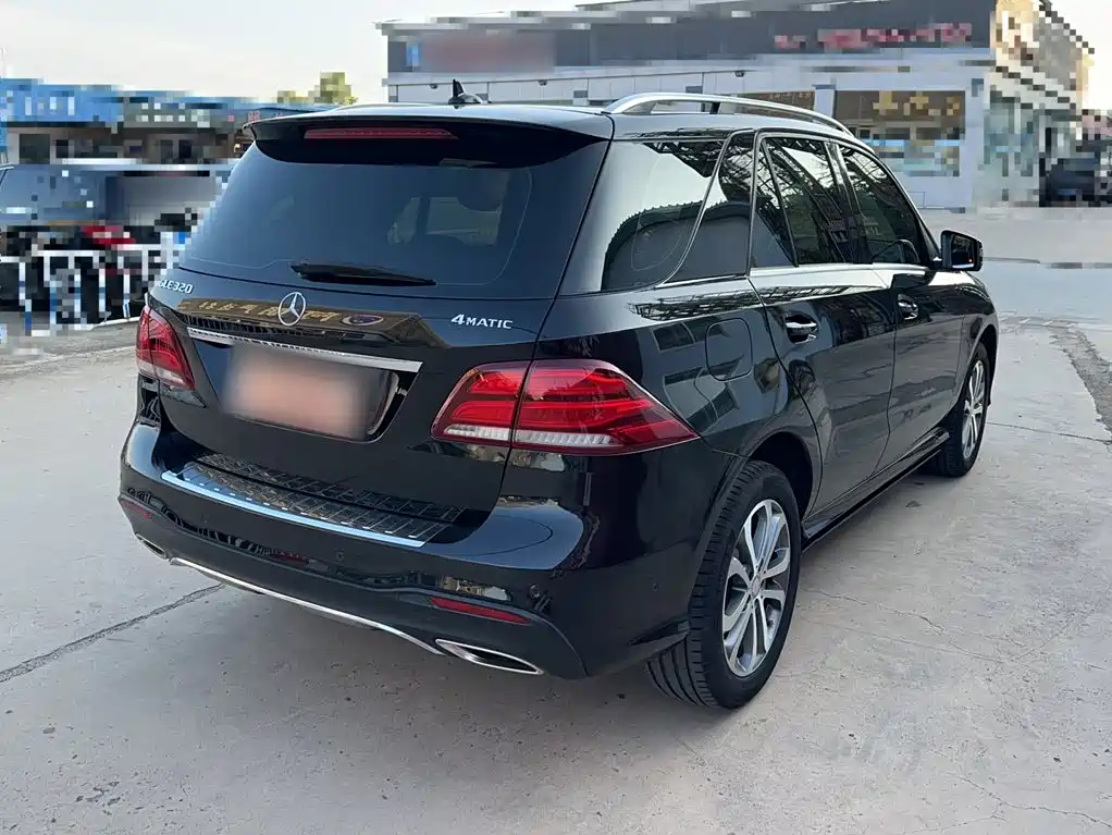 Mercedes-Benz GLE 2016