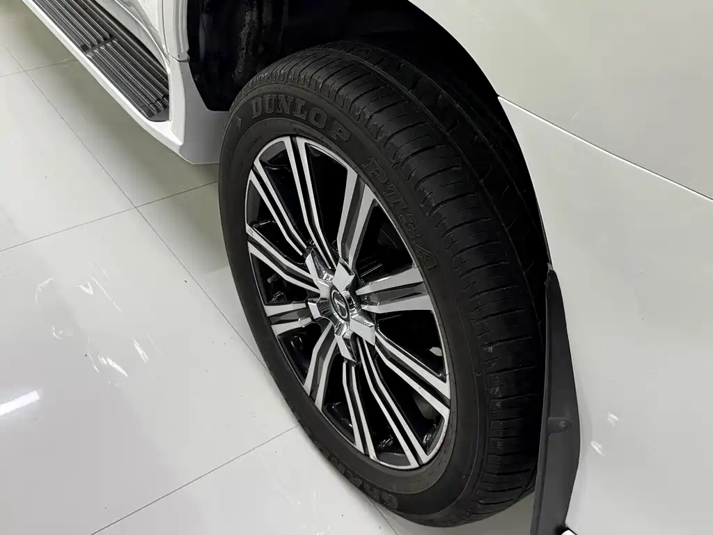 Lexus LX 2018 — фото 15