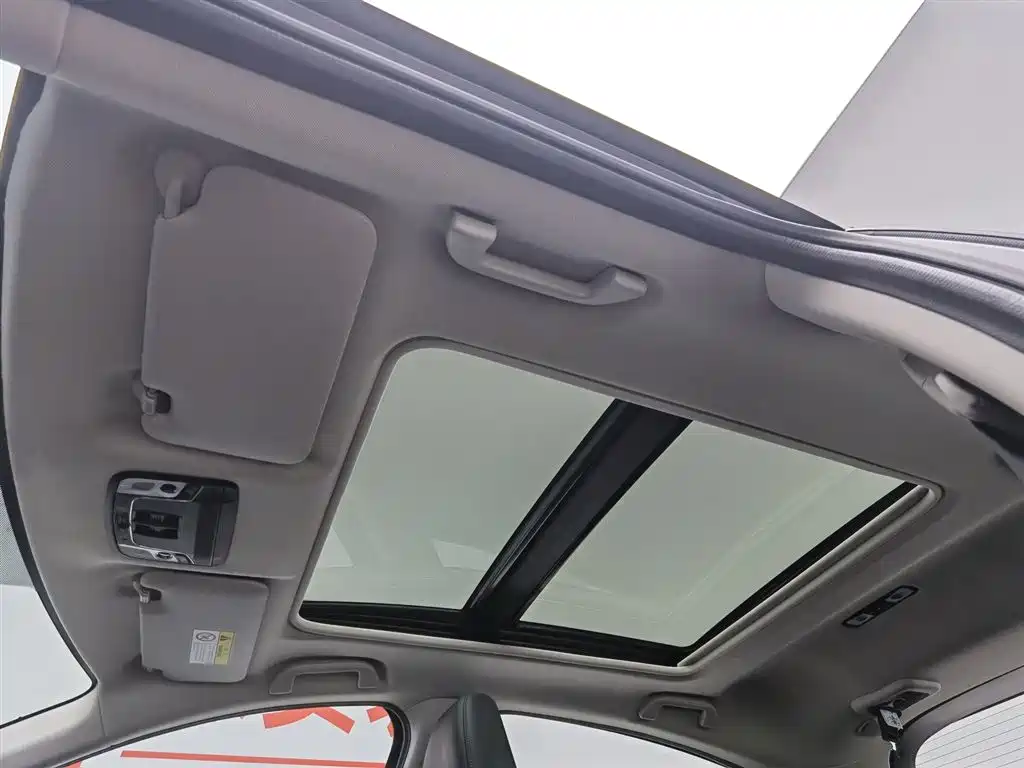 Honda Vezel 2022 — фото 14