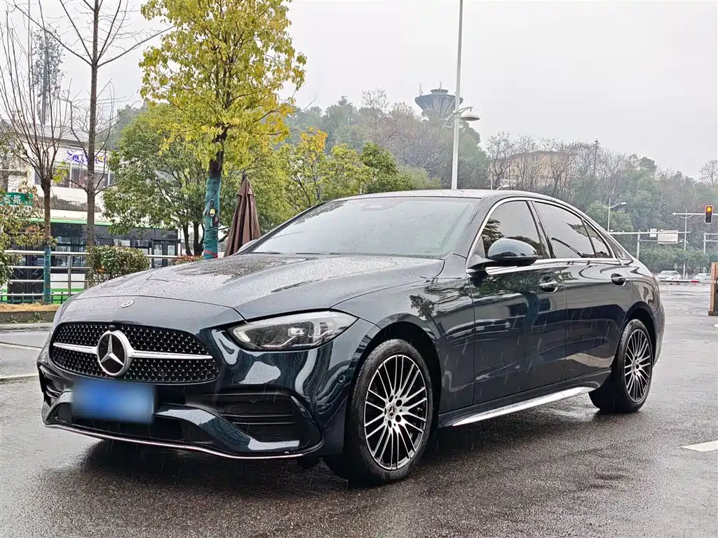 Mercedes-Benz C-Class 2023 — фото 1