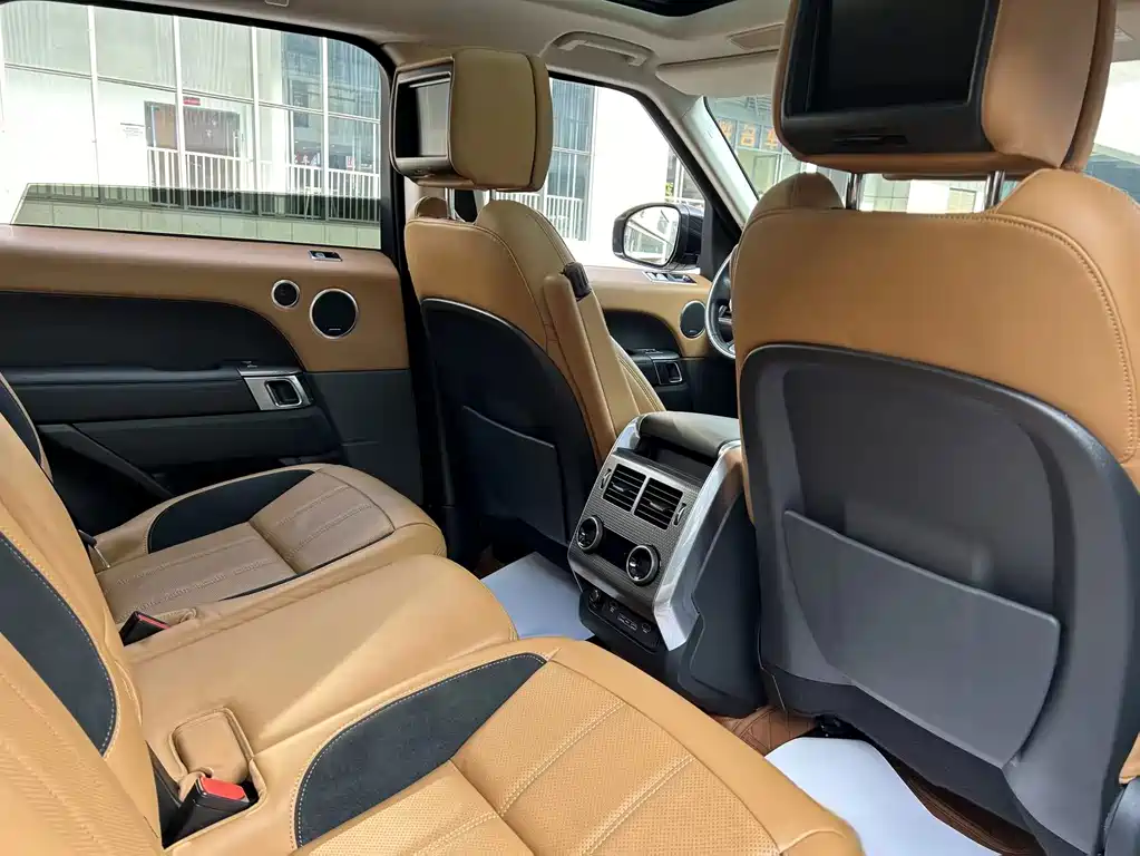 Land Rover Range Rover Sport 2021 — фото 12