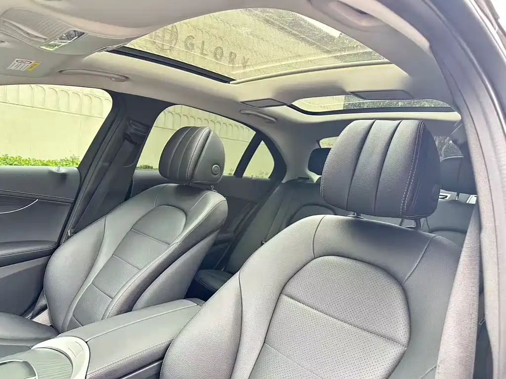 Mercedes-Benz C-Class 2021
