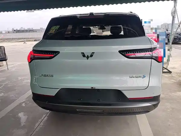 Wuling Starlight S 2024