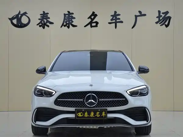 Mercedes-Benz C-Class 2024