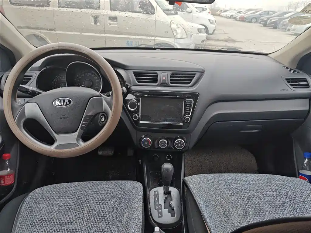 Kia K2 2016 — фото 14