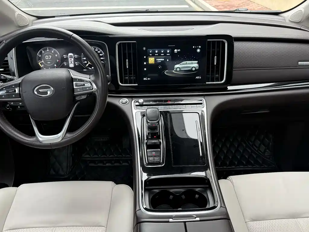 GAC Motor Trumpchi M8 2021 — фото 13