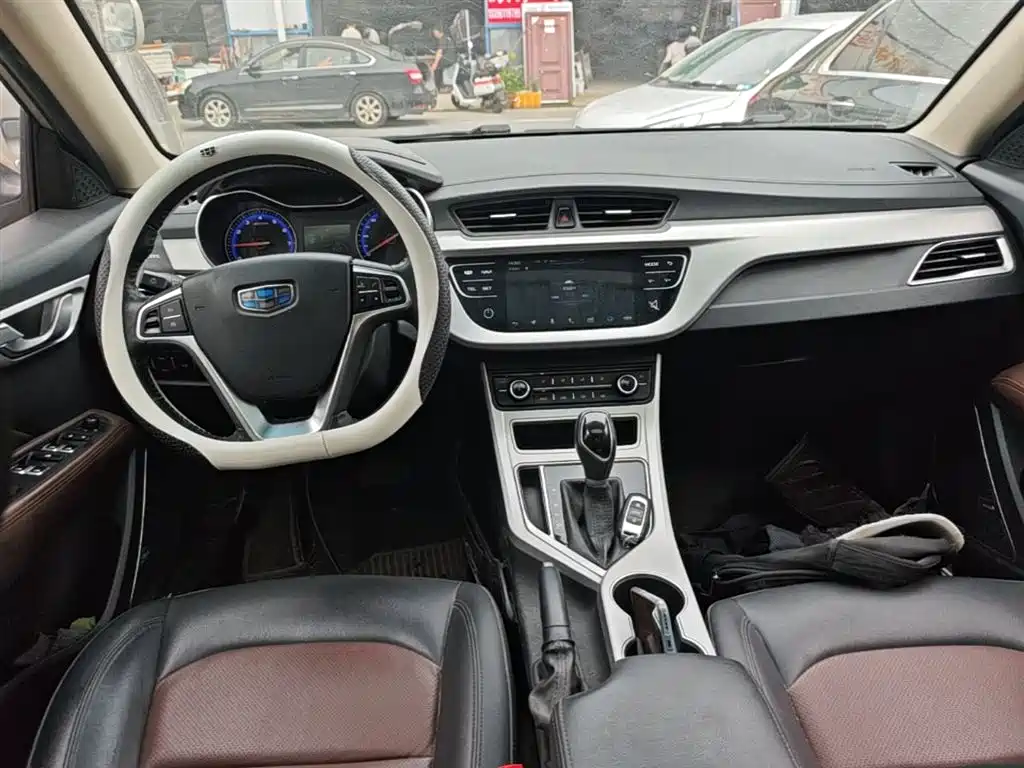 Geely Vision 2018 — фото 10