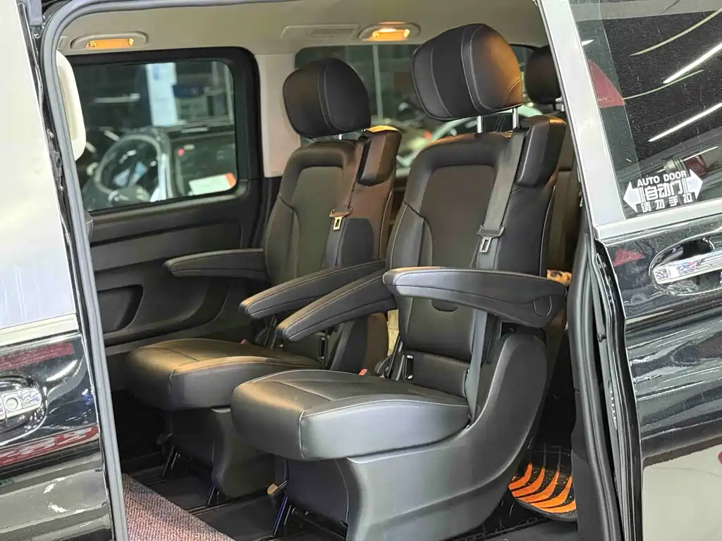 Mercedes-Benz Vito 2022 — фото 16