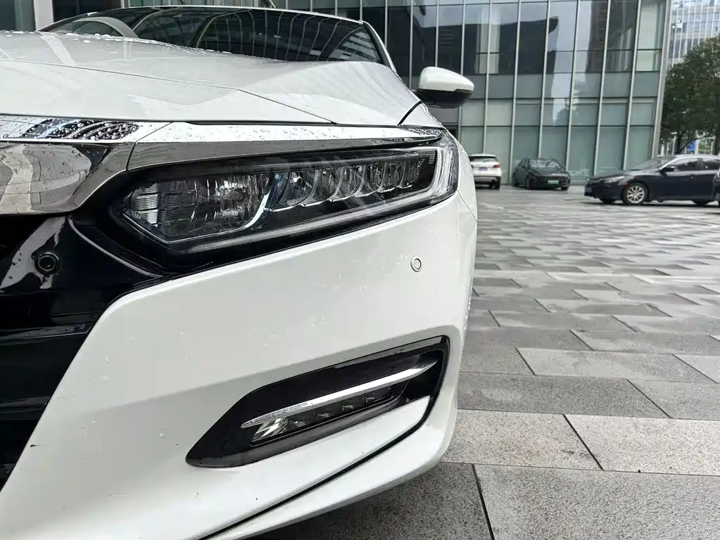 Honda Accord 2020 — фото 14