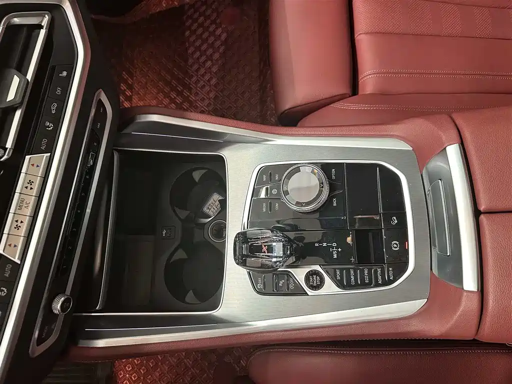 BMW X6 2021 — фото 10