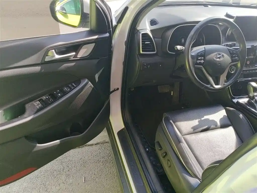 Hyundai Tucson 2019 — фото 12