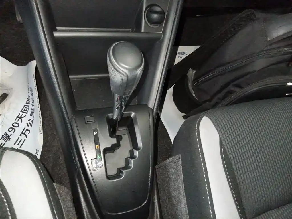 Toyota Yaris L 2022 — фото 14