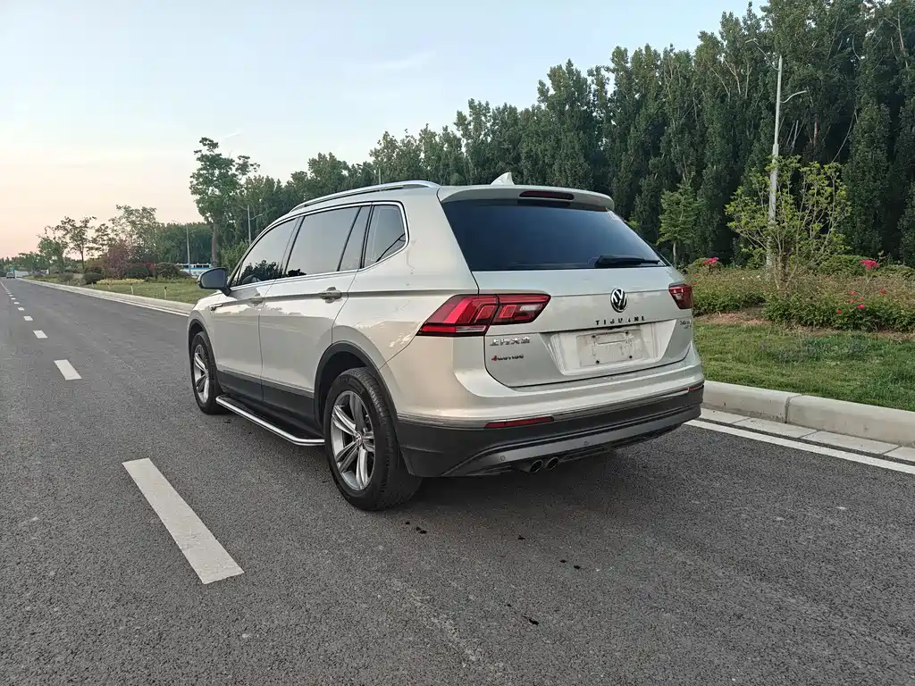 Volkswagen Tiguan L 2020 — фото 5
