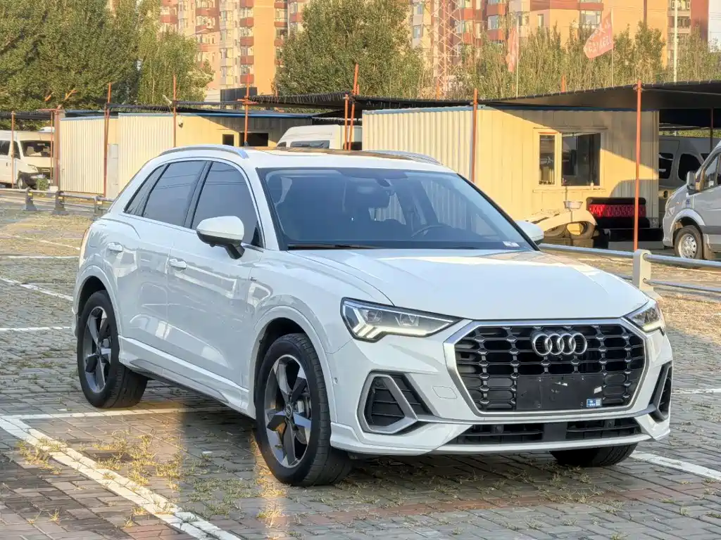 Audi Q3 2022