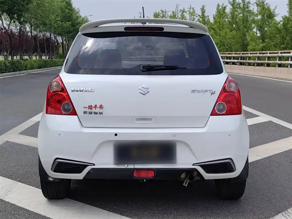 Suzuki Swift 2016 — фото 22