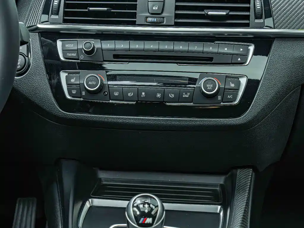 BMW M2 2018 — фото 17