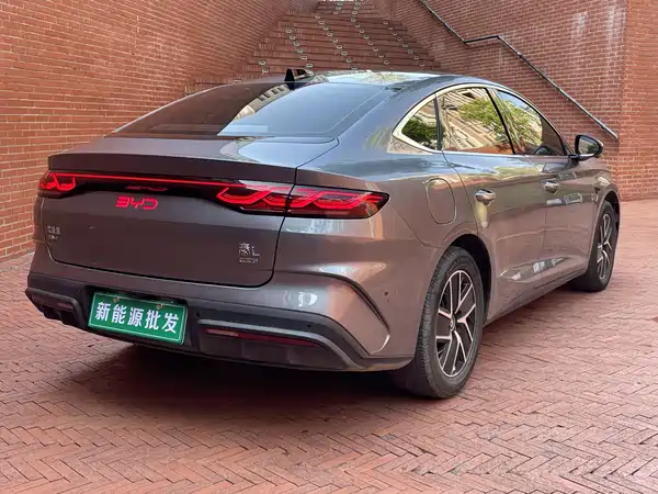 BYD Qin L 2025
