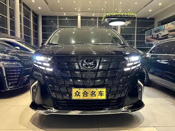 Toyota Alphard 2024