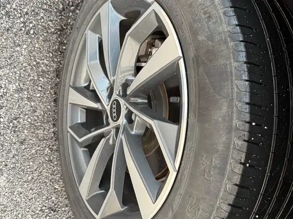 Audi Q5L 2023