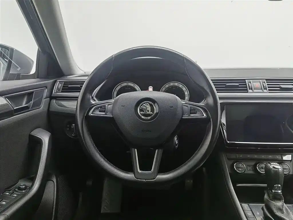 Skoda Speedy 2018 — фото 11