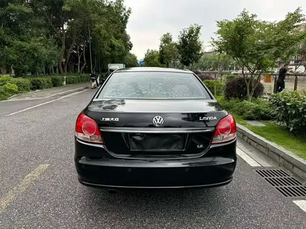 Volkswagen Lavida 2010