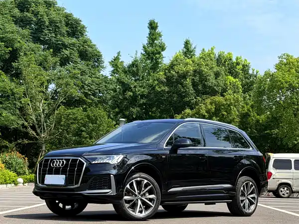 Audi Q7 2021