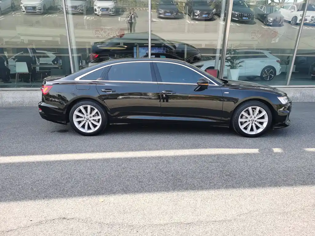 Audi A6L 2020