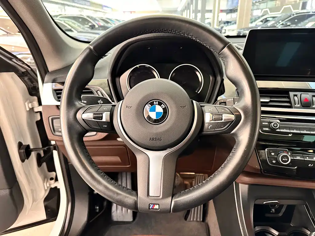 BMW X1 2023 — фото 9