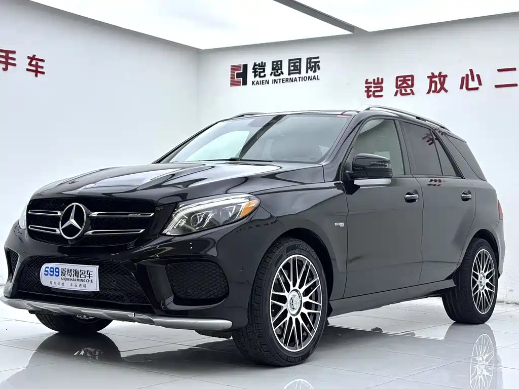 Mercedes-Benz GLE 2017 — фото 1