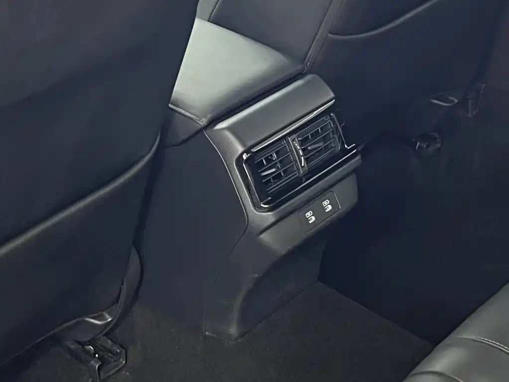 Honda Accord 2023 — фото 20