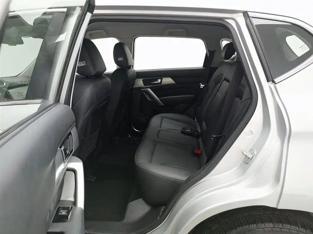 Haval H2 2015 — фото 15