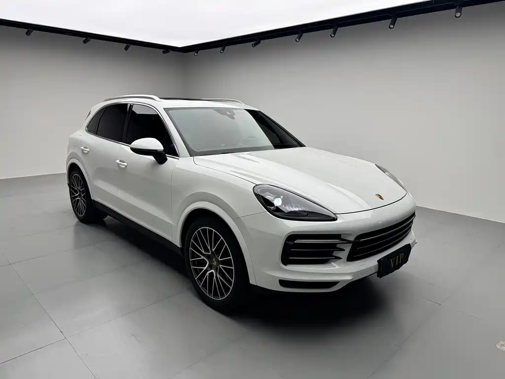 Porsche Cayenne 2019 — фото 3