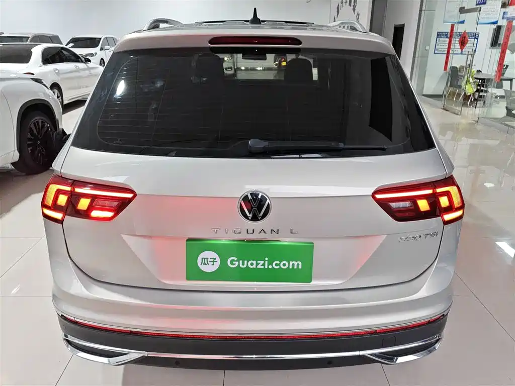 Volkswagen Tiguan L 2023 — фото 4
