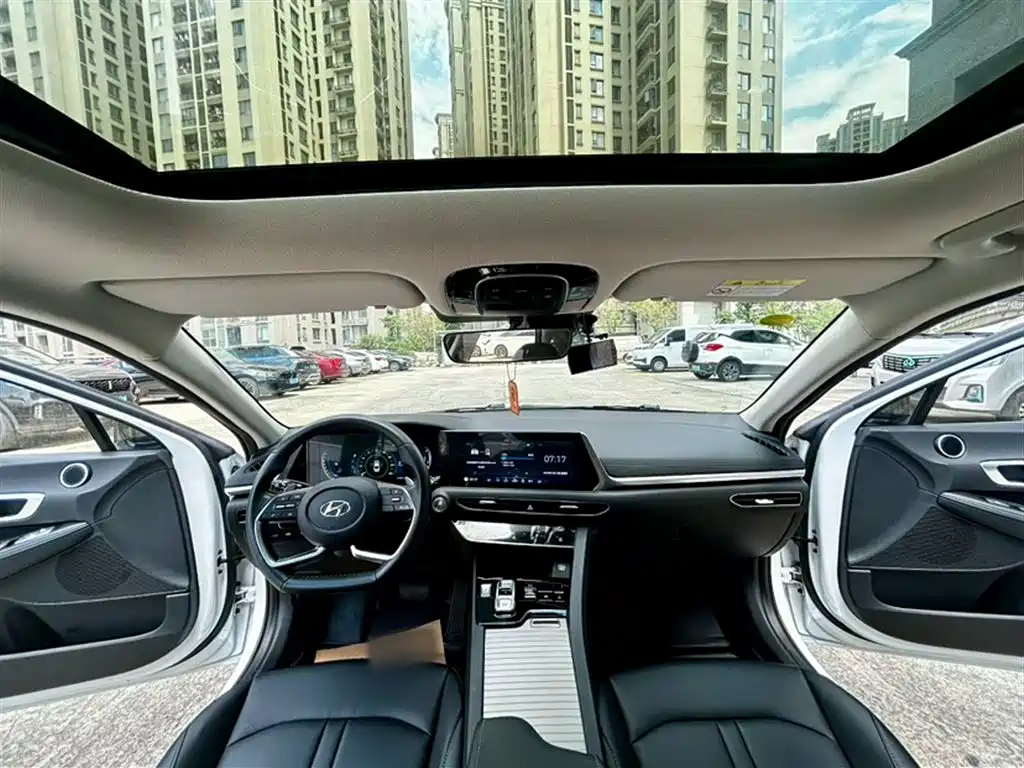 Hyundai Sonata 2020 — фото 15