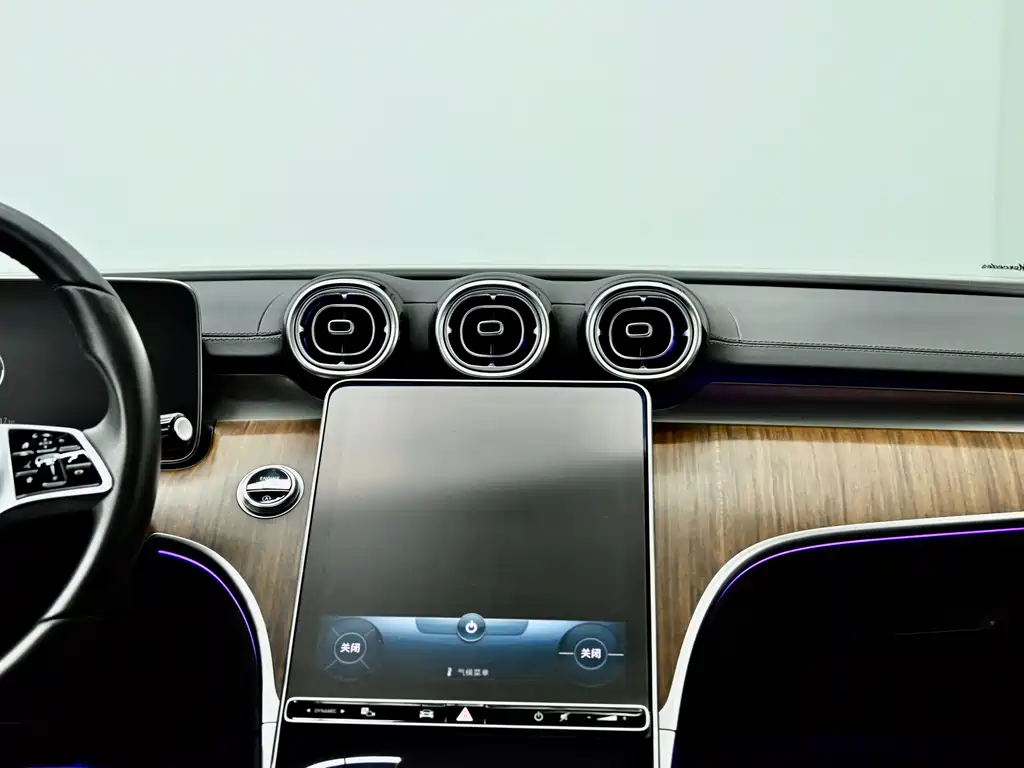 Mercedes-Benz C-Class 2022 — фото 13