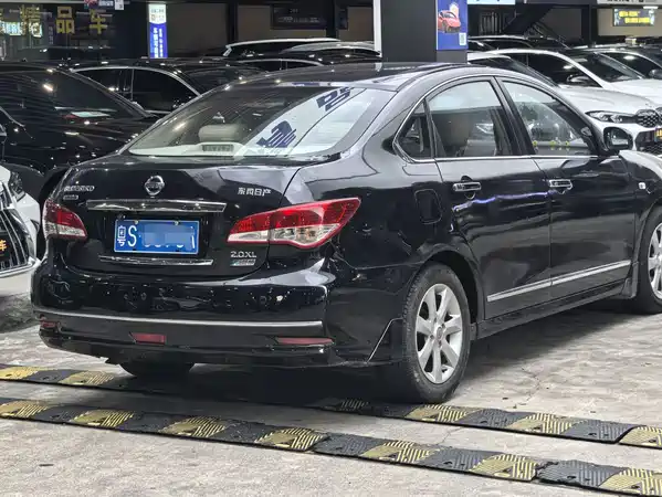Nissan Sylphy 2012