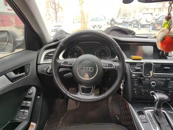 Audi A4L 2013