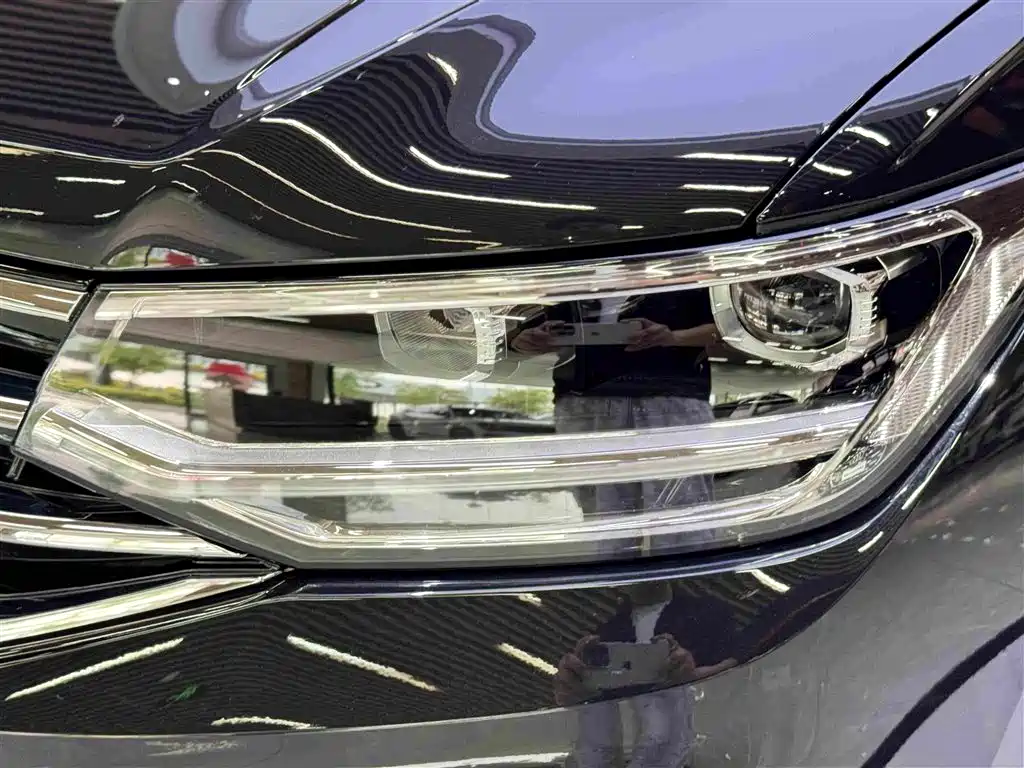 Volkswagen Tiguan L 2024 — фото 11