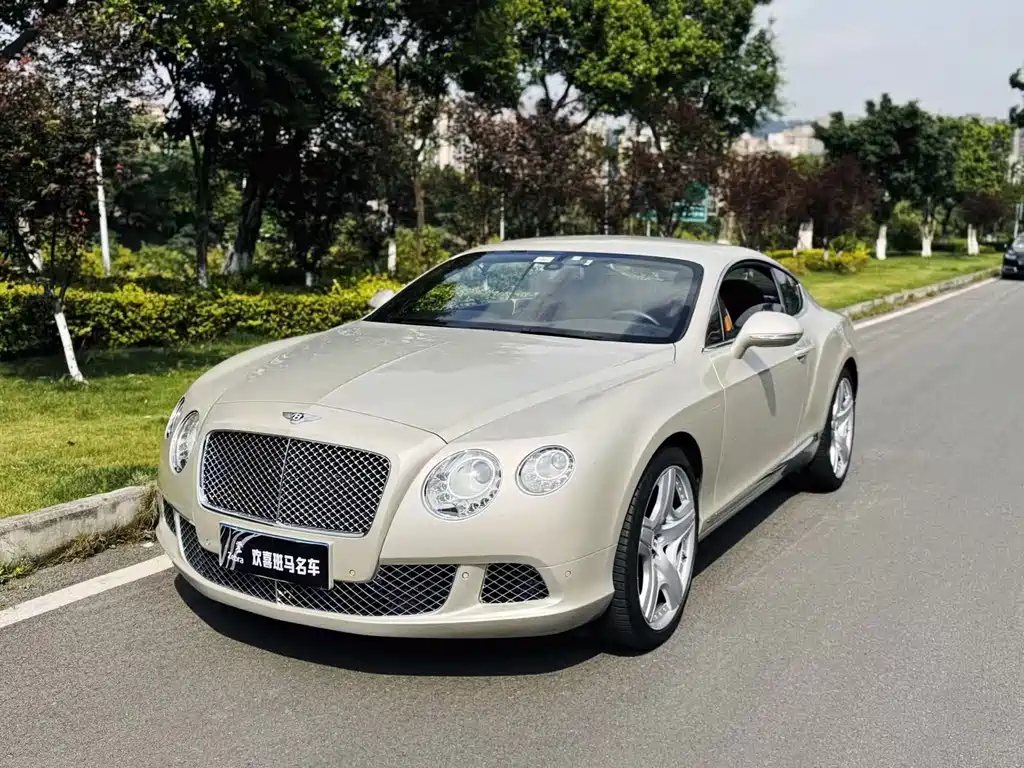 Bentley Continental 2012 — фото 1