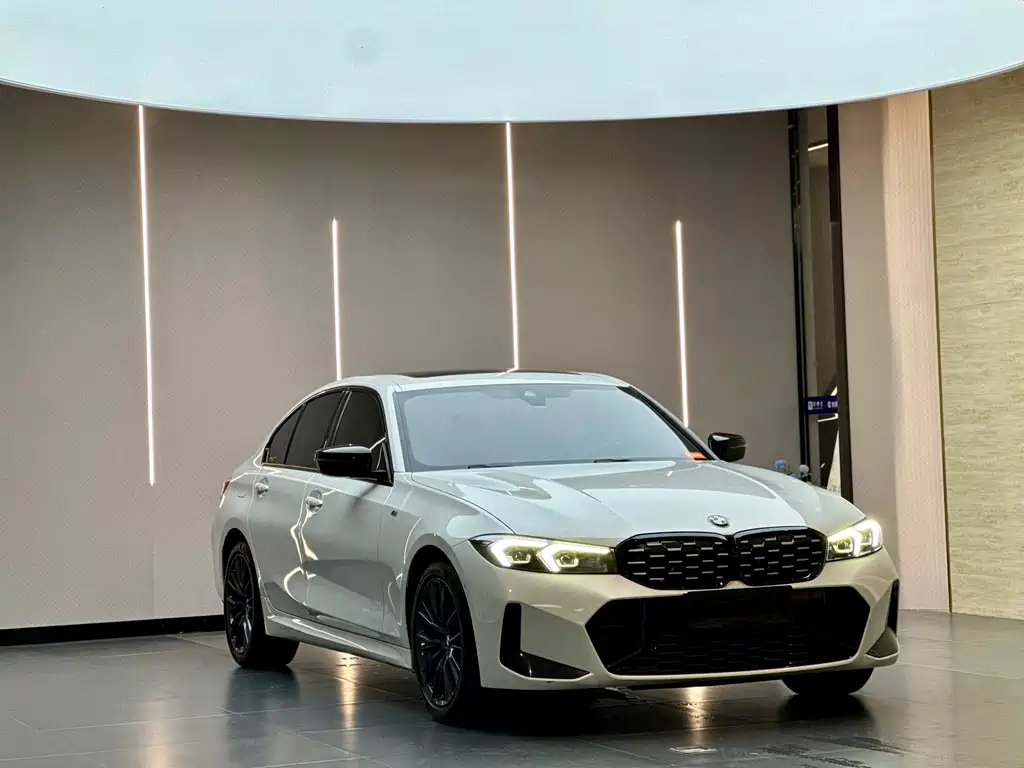 BMW 3 Series 2023