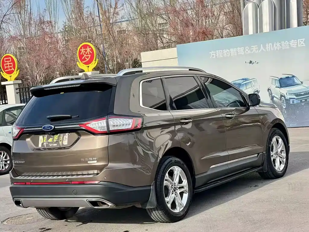 Ford Edge 2018 — фото 7