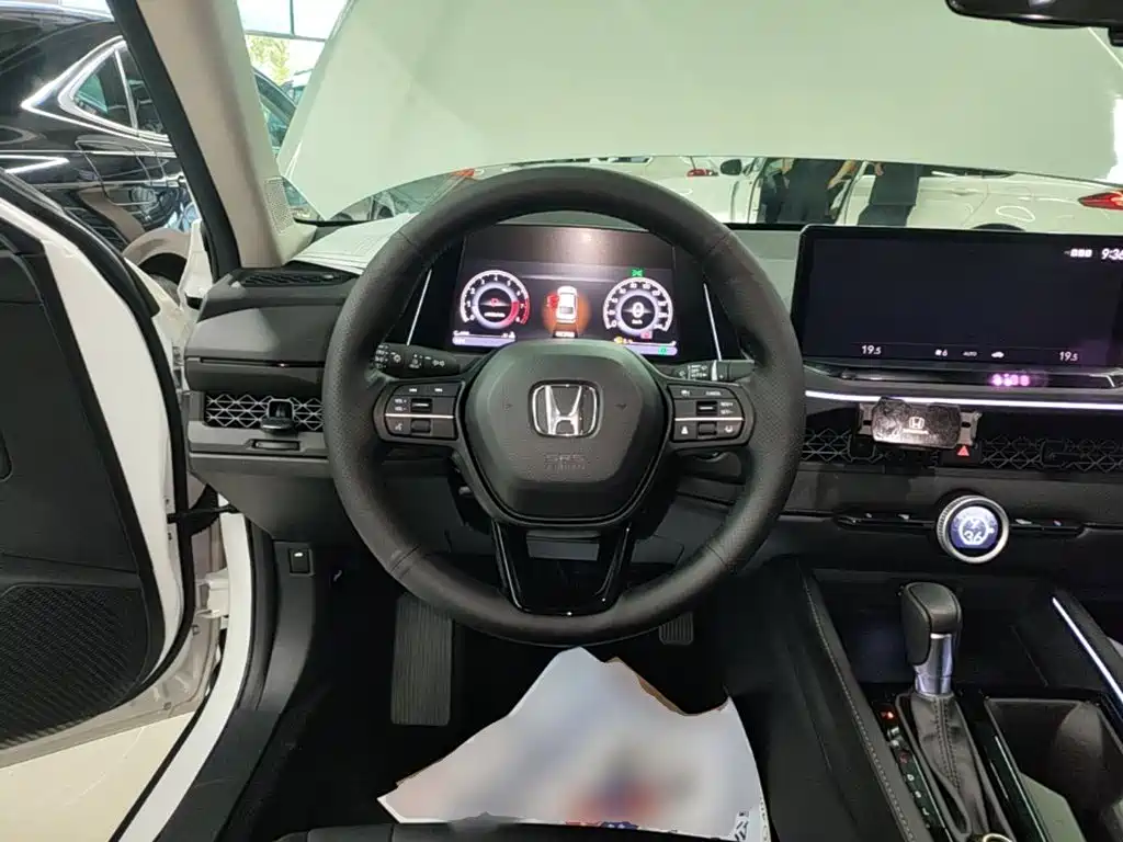Honda Accord 2024 — фото 11
