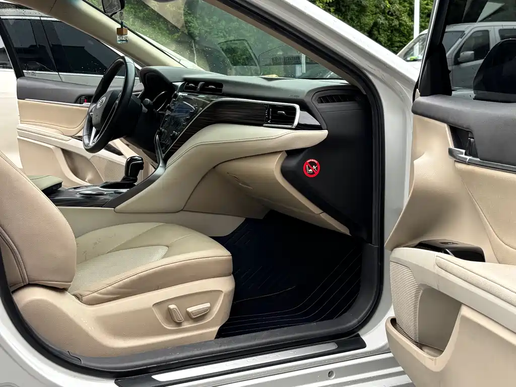 Toyota Camry 2018