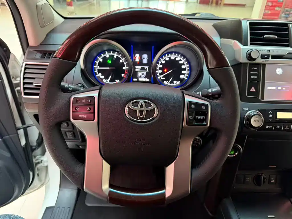Toyota Prado 2017 — фото 16
