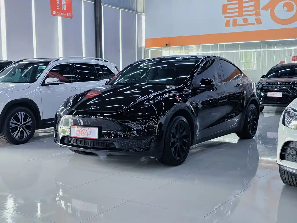 Tesla Model Y 2022