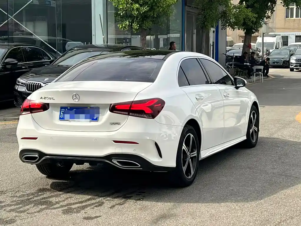 Mercedes-Benz A-Class 2023 — фото 8