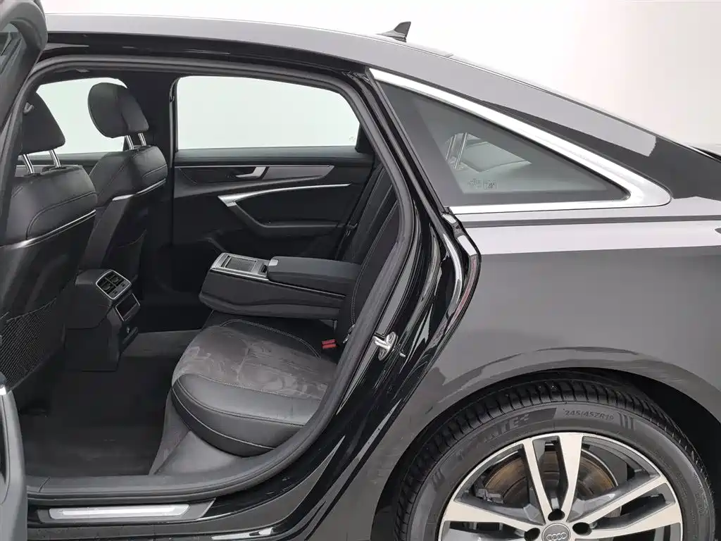 Audi A6L 2020 — фото 15