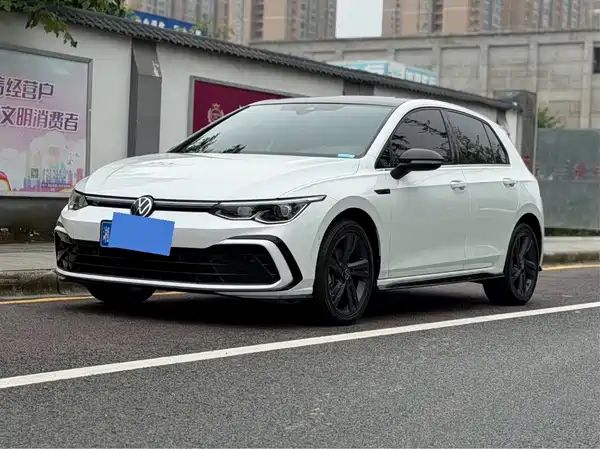 Volkswagen Golf 2022
